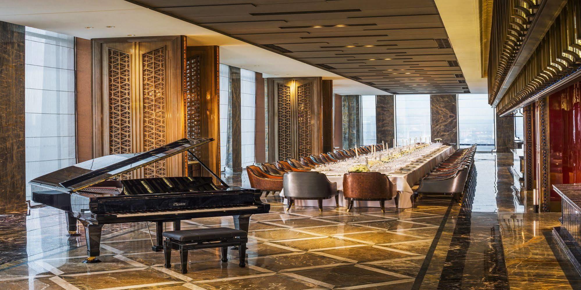 Hotel Wanda Reign Chengdú Exterior foto